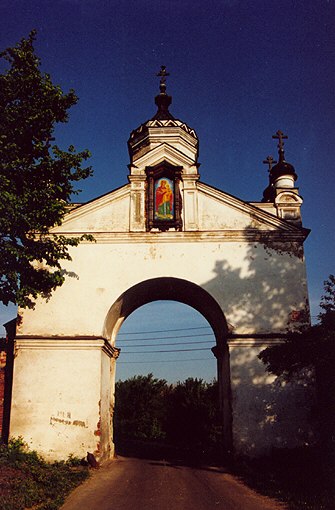 Nyzhny Novgorod. Pechersky Monastery. Main gate. XVII Antip Vozoulin