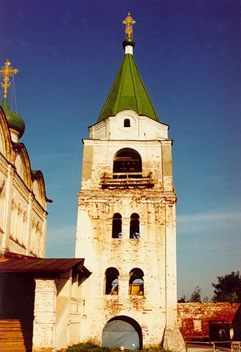 Nyzhny Novgorod. Pechersky Monastery. Belfry. XVII Antip Vozoulin
