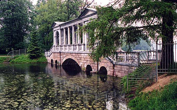 Tsarskoye Selo. Paladiyev (Marble) Bridge. XVIII cent. Neyelov V.I.