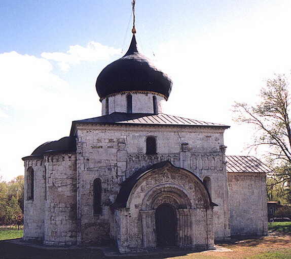 Yuryev-Polsky. Church of George, Victor the Great Martyr. XII cent.