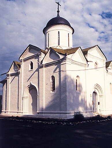 Klin district. Klin. Assumption Church. XVI cent.